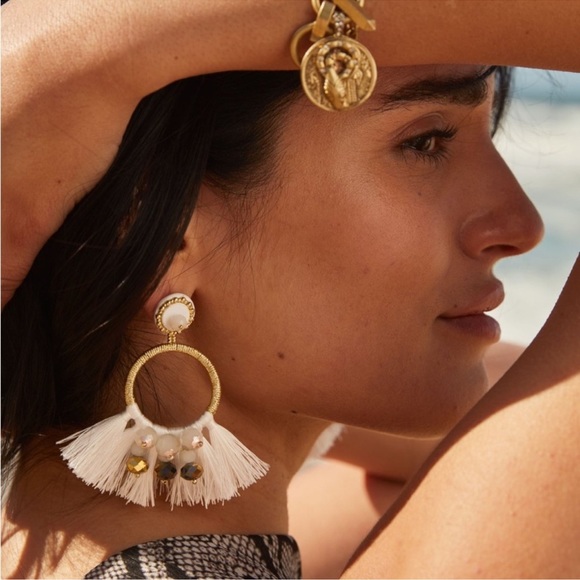 Stella & Dot White Nakoma Earring - Picture 3 of 5